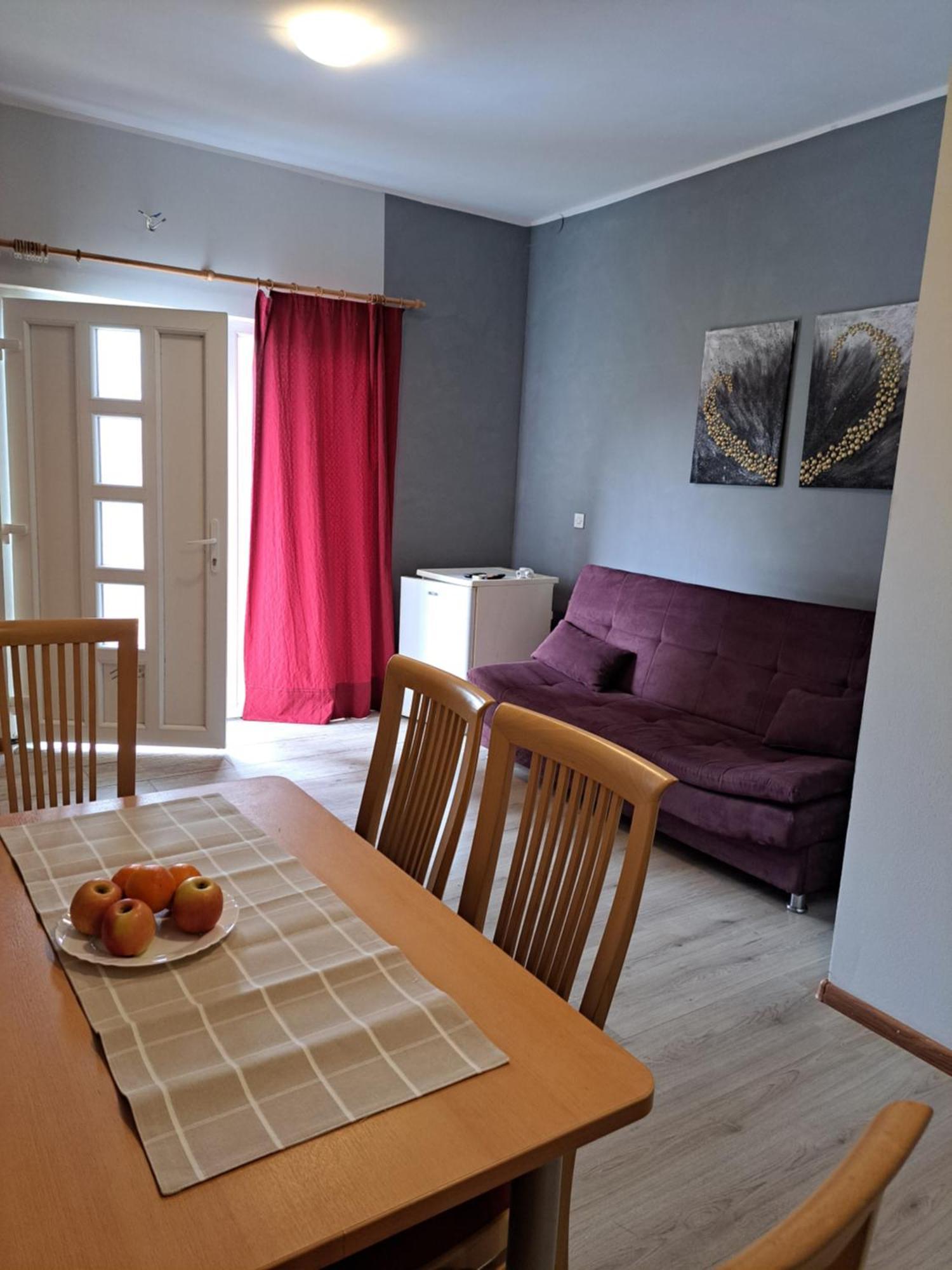 Sobe Apartmani Svitlana Sukosan Luaran gambar